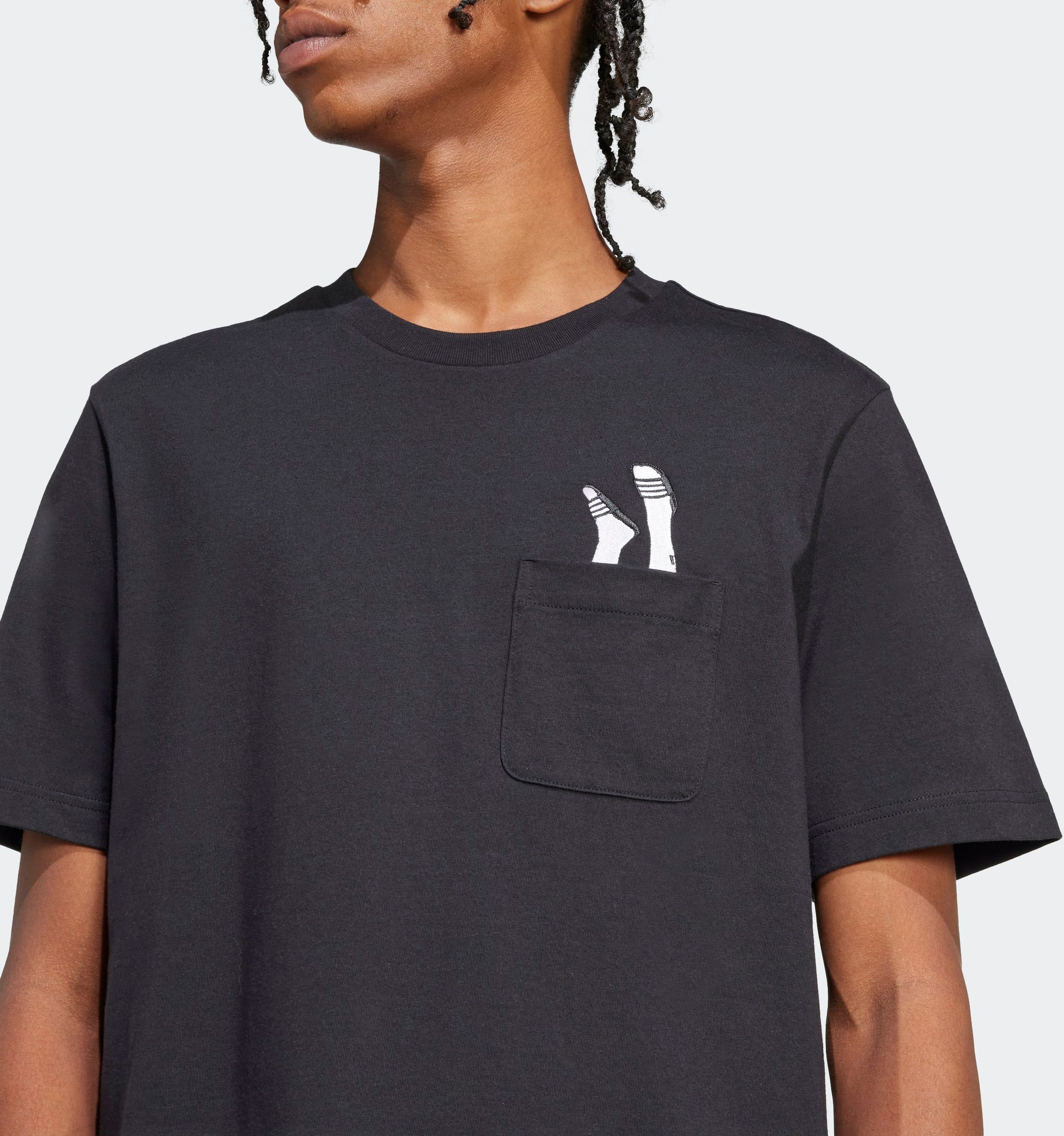 T-Shirt ADIDAS SPORTSWEAR "LOUNGE SLIDES GRAPHIC POCKET", Herren, Gr. M, schwarz, Obermaterial: 100% Baumwolle, Shirts T-Shirt schwarz M