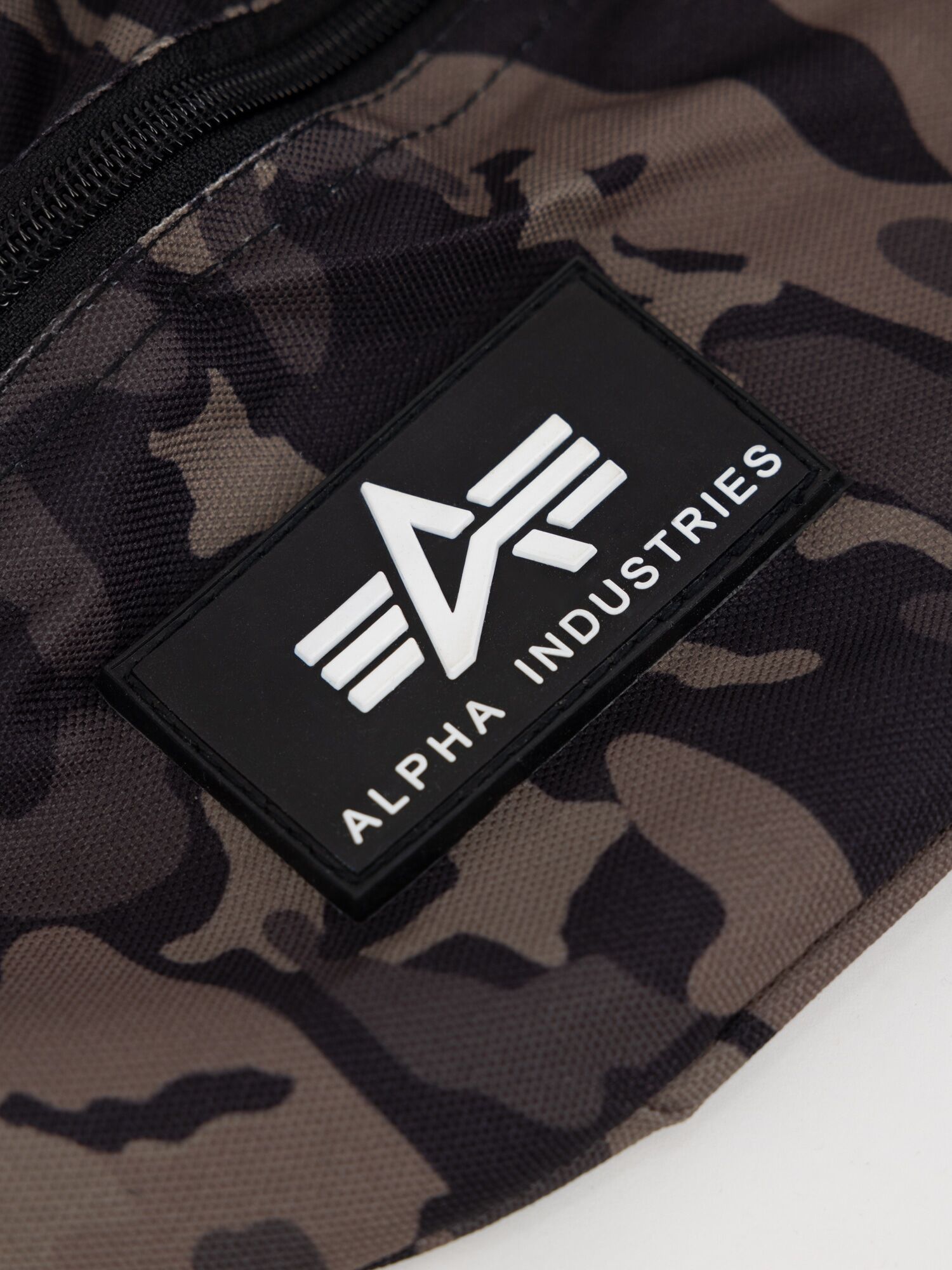Gürteltasche ALPHA INDUSTRIES "Rubber Print Waistbag", Damen, schwarz (schwarz camo), Obermaterial: 100% Polyester, Taschen Gürteltasche