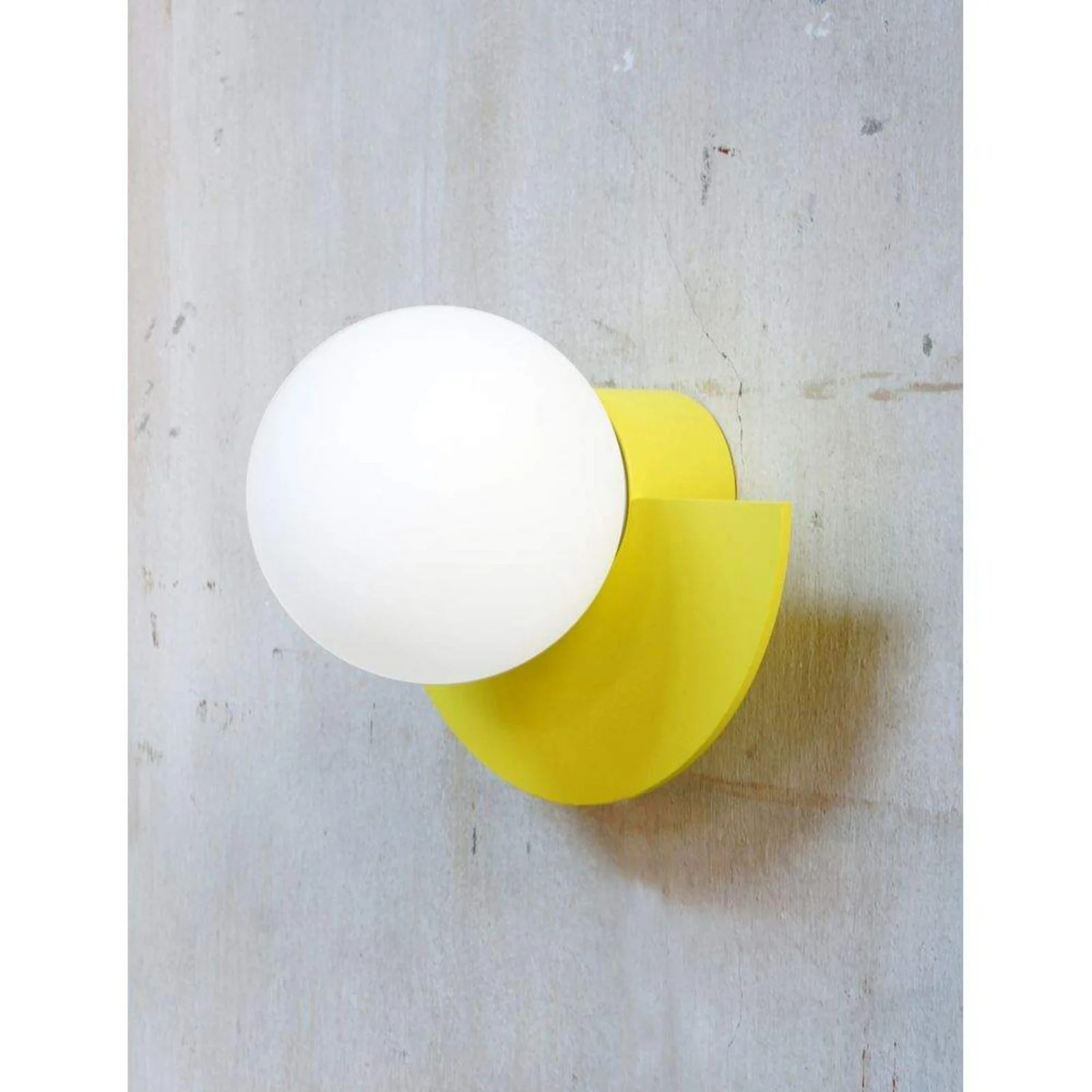 Swedish Ninja Candy Little Circle 180 S wandlamp - Geel - Metaal