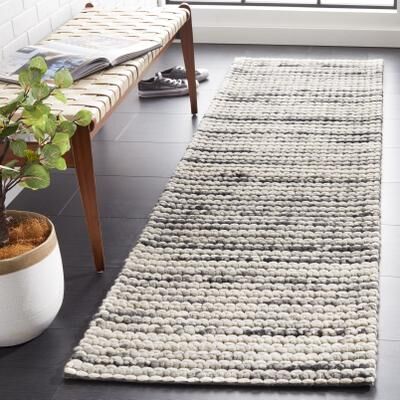 SAFAVIEH Handmade Marbella Atina Wool Rug