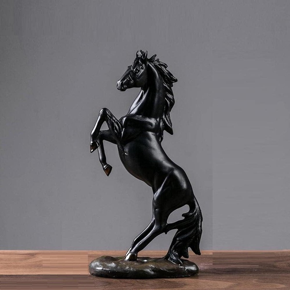 Gedetailleerd Hars Paard Beeldje - Bruine Dieren Sculptuur voor Woonkamer Decoratie