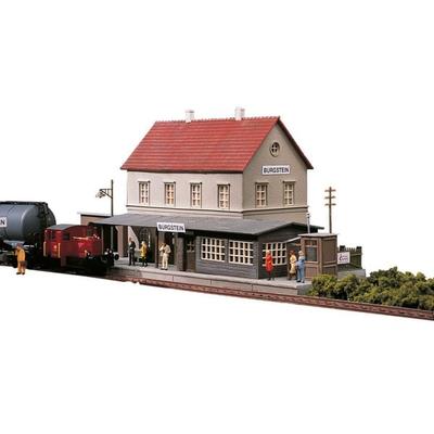 Piko H0 61820 H0 Bahnhof Burgstein