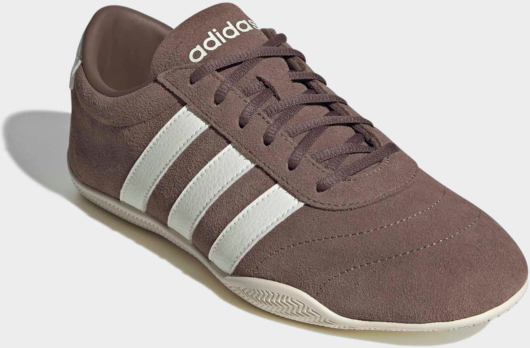 Sneaker ADIDAS SPORTSWEAR "GRAND COURT LO", Damen, Gr. 38, braun (earth strata, sanftes weiß, earth strata), Leder, Synthetik, Schuhe Sneaker earth strata, sanftes weiß, earth strata 38