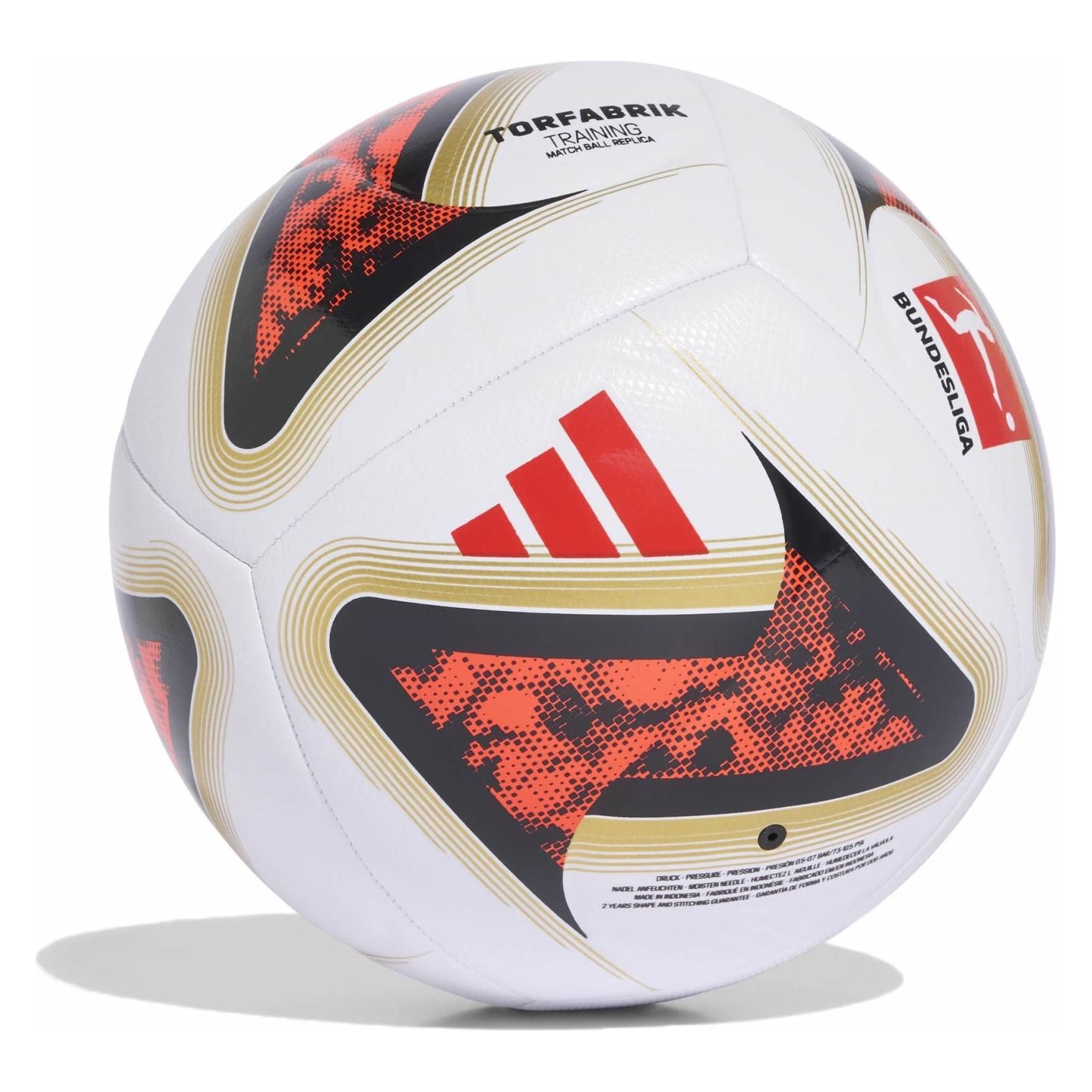 Adidas Piłka Bundesliga Training KG6040 (4) (ADIKG6040_000)