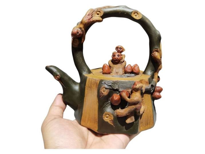 Théière artisanale Yixing Gongfu, passoire, Figurine de singe, ornement de pêche, poignée en boucle, biomorphique Simian D sculpté