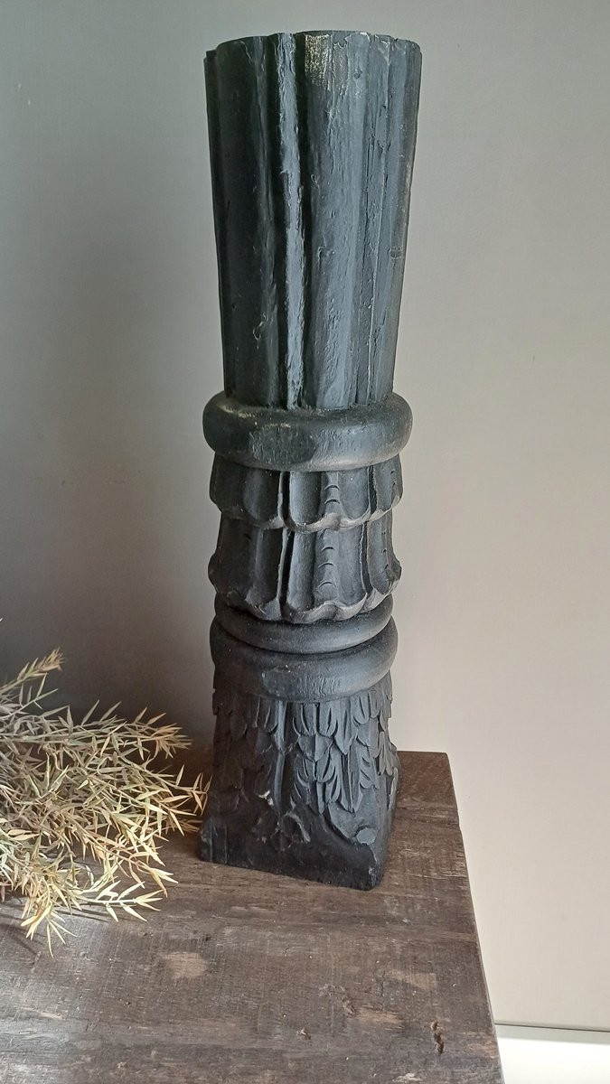 Robuuste zwarte kandelaar zuil voor volwassenen