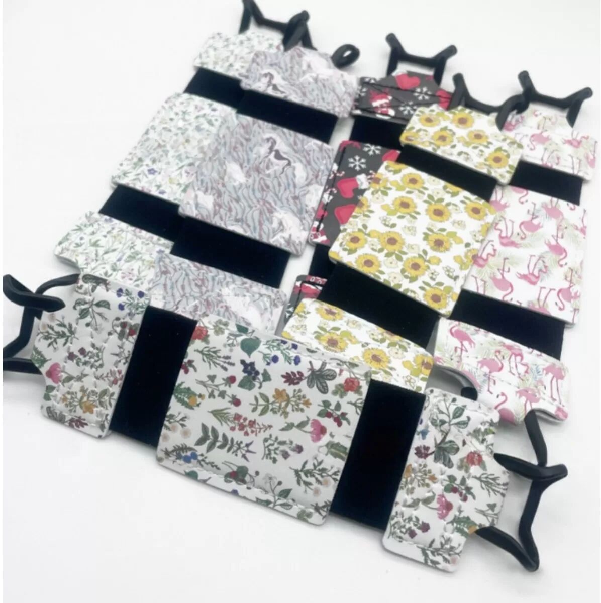 INF Multifunktionaler dreieckiger Tablet-Handgurt – elastischer Nylon-Fingerhalter für Einhand-Lesen, kompatibel mit iPad,