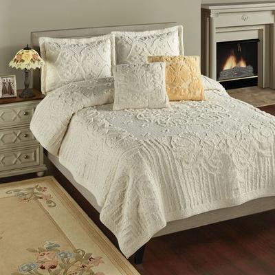 Touch of Class Lorenza Quilt Set Ecru, California King, Ecru