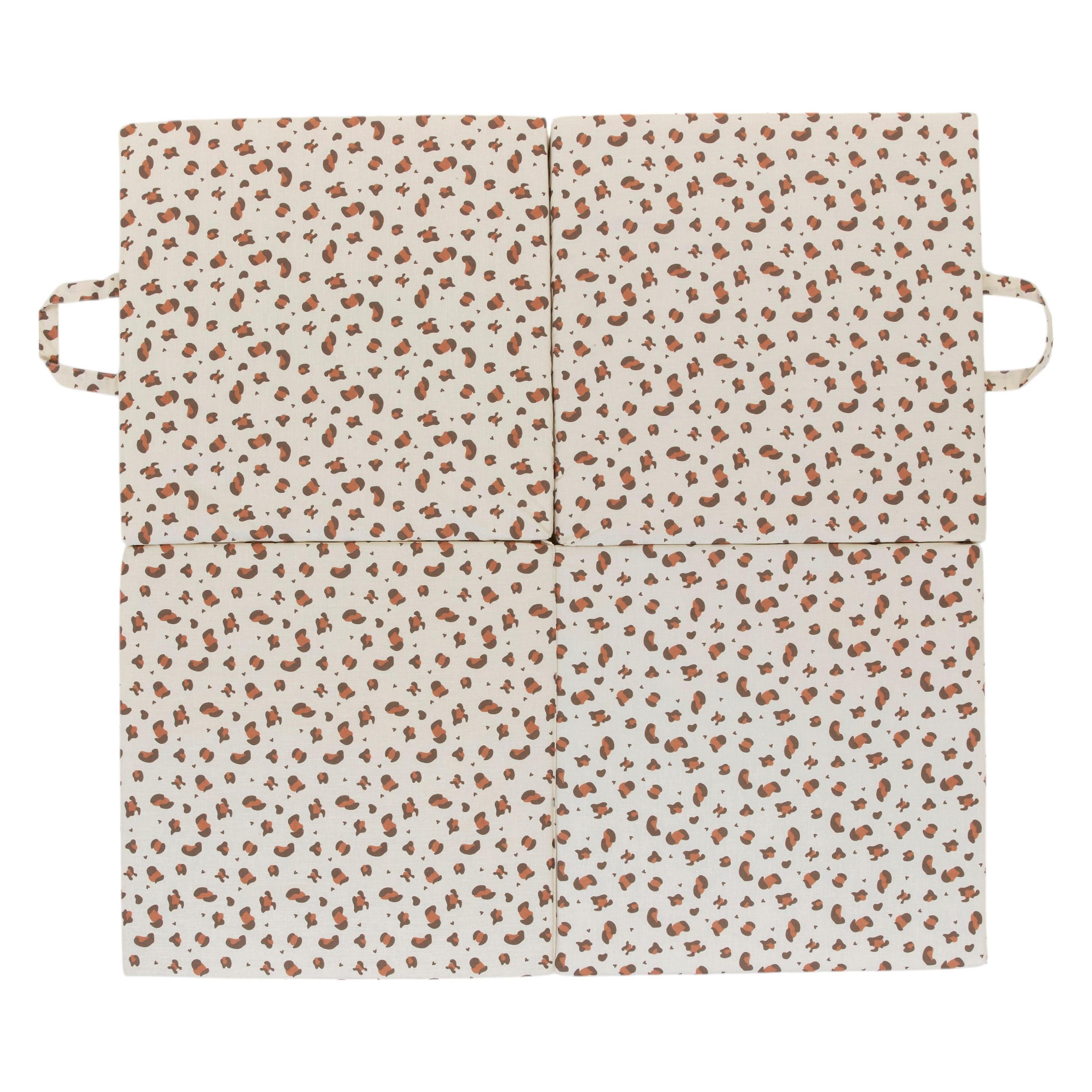 Candide - Foldable Play Mattress - Leo - 120 × 120 cm (120 x 120 cm) (3275055961263)