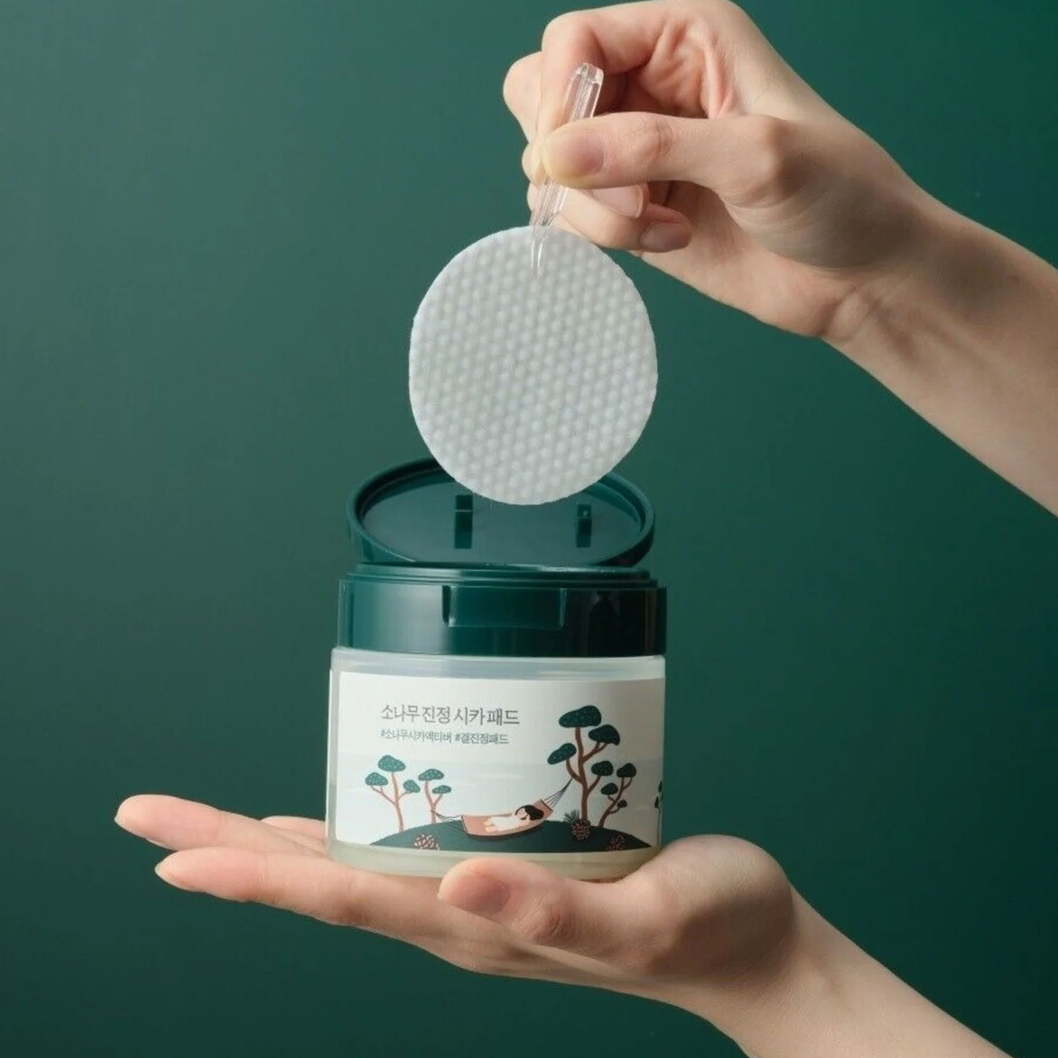 ROUND LAB Pine Calming Cica Pad 195ml