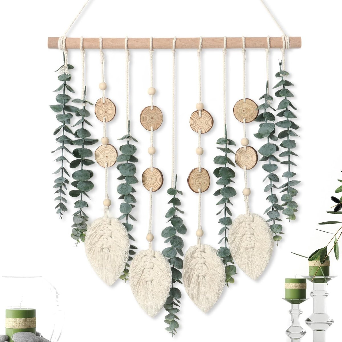 Dailygoods Eucalyptus Muurdecoratie - Kunstplant met Houten Stok in Neutrale Kleuren