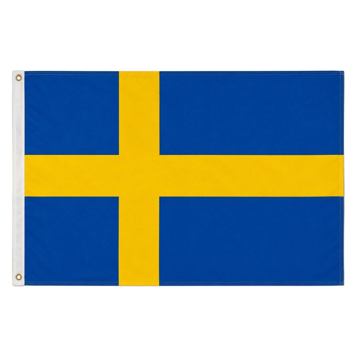 trends4cents Flagge Schweden 90 x 150 cm Fahne mit 2 Ösen 100g/m² Stoffgewicht Hissflagge für Mast (90 x 150 cm) (32199625)