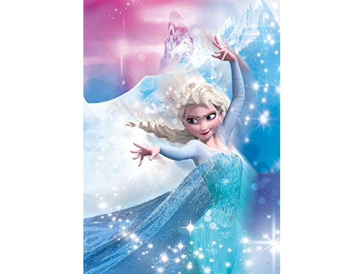 Komar Frozen 2 Elsa Action - Größe: 50 x 70 cm, Wandbild, Poster, Kunstdruck (ohne Rahmen), Disney
