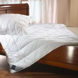 Billerbeck Faserdecke Belair Uno Medium, Füllung: 100% AIRTEC-Faser 140x200 cm