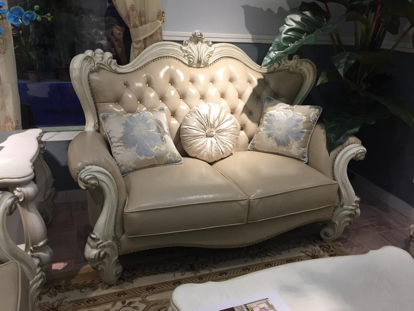 Luxus Chesterfield 2-zits lederen sofa in barokstijl
