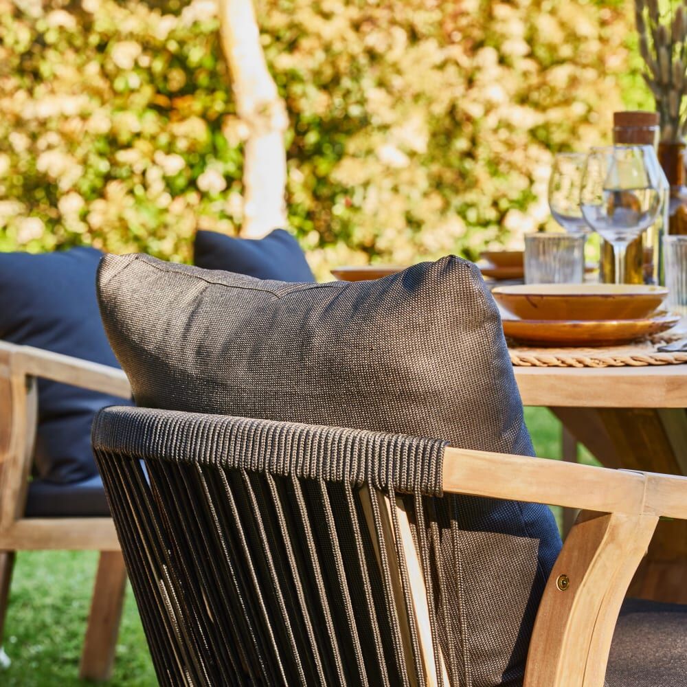 Defora Home Set 2 chaises en corde noire et table d appoint Noir 58x75x66cm