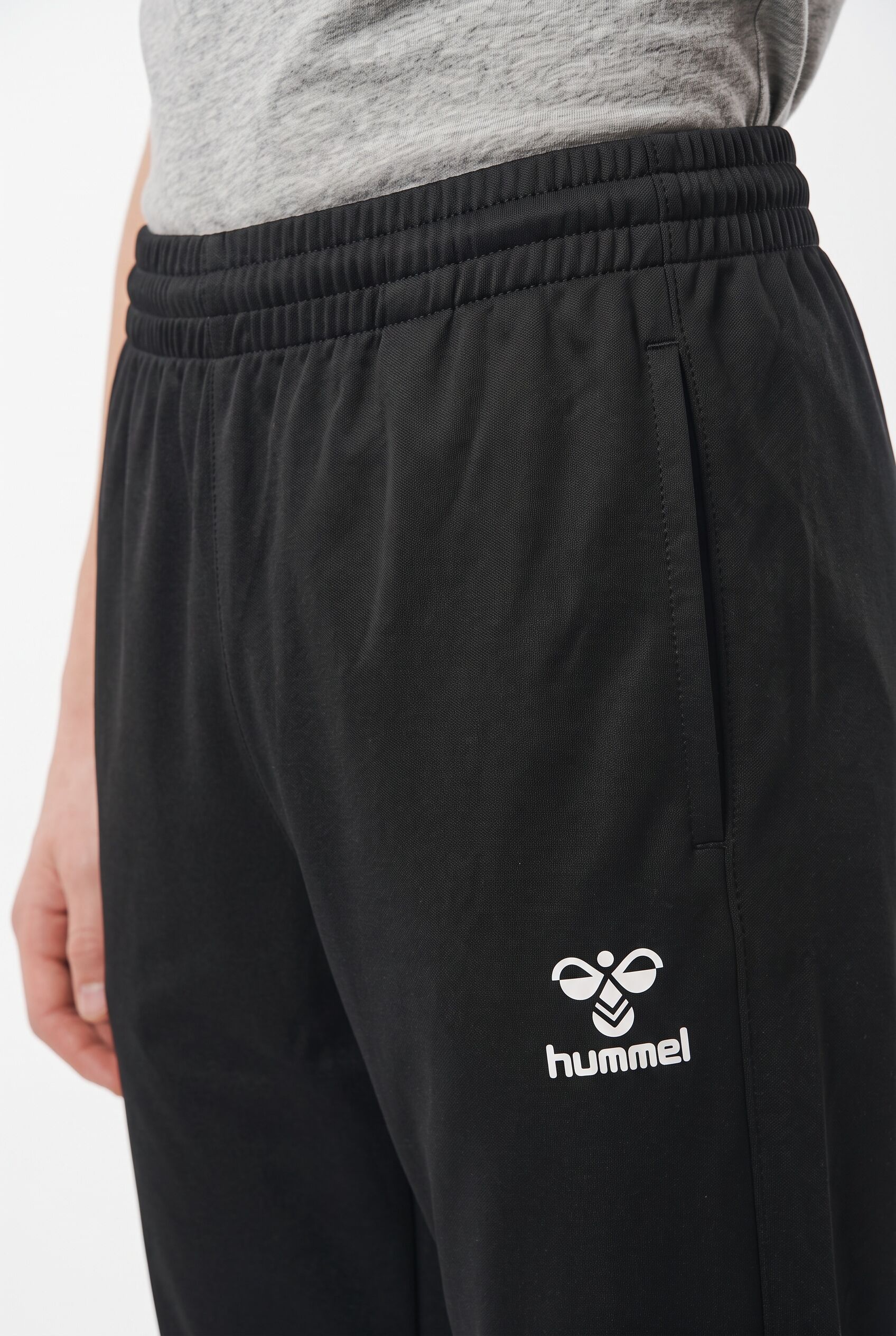 Trainingshose HUMMEL "HMLESSENTIAL TRAINING PANTS KIDS", Damen, Gr. 164, N-Gr, schwarz, Obermaterial: 100% Polyester, Hosen Trainingshose, mit BEECOOL Technologie, aus Interlock-Material schwarz 164, N-Gr