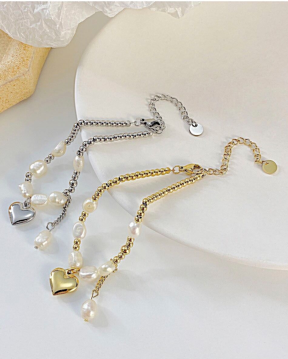 Edelstahlarmband FIRETTI "Schmuck Geschenk Herz & Perlen", gold (gelbgoldfarben, weiß), Armbänder, Mädchen, 21cm, Edelstahl Perlen, Edelstahl, Perlen, Edelstahlarmband, mit Süsswasserzuchtperle gelbgoldfarben, weiß 21cm, Edelstahl Perlen