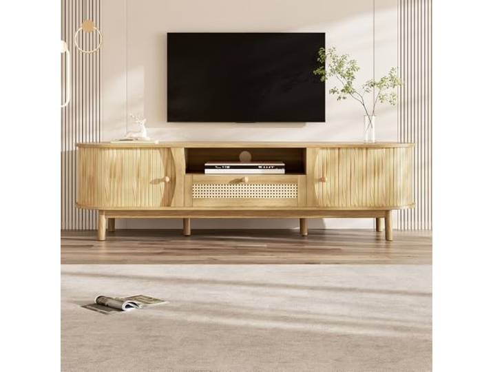 Ropilly TV Schrank Rattan 165cm, TV Board Landhausstil mit Schiebetüren MDF-TV-Schrank mit Rattan-Schubladen und Massivholzfüßen, offener sowie verdeckter Stauraum bis 50 kg.