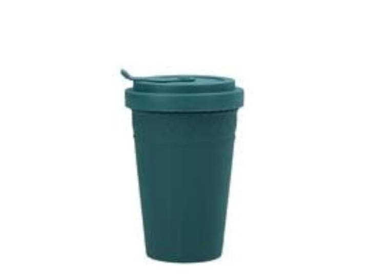 KPM Berlin KURLAND To-Go Becher 0,35l, Porzellan-Becher, Kaffeebecher 13 cm, Teebecher, Handmade im Geschenkkarton (Grün matt)
