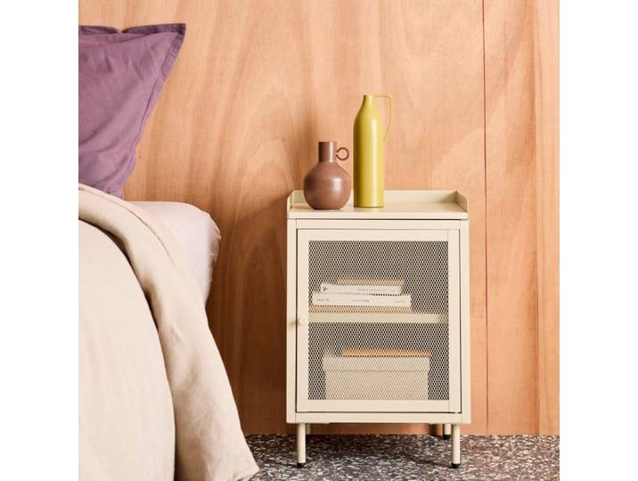 Table de chevet industrielle métal crème 1 porte grillagée
