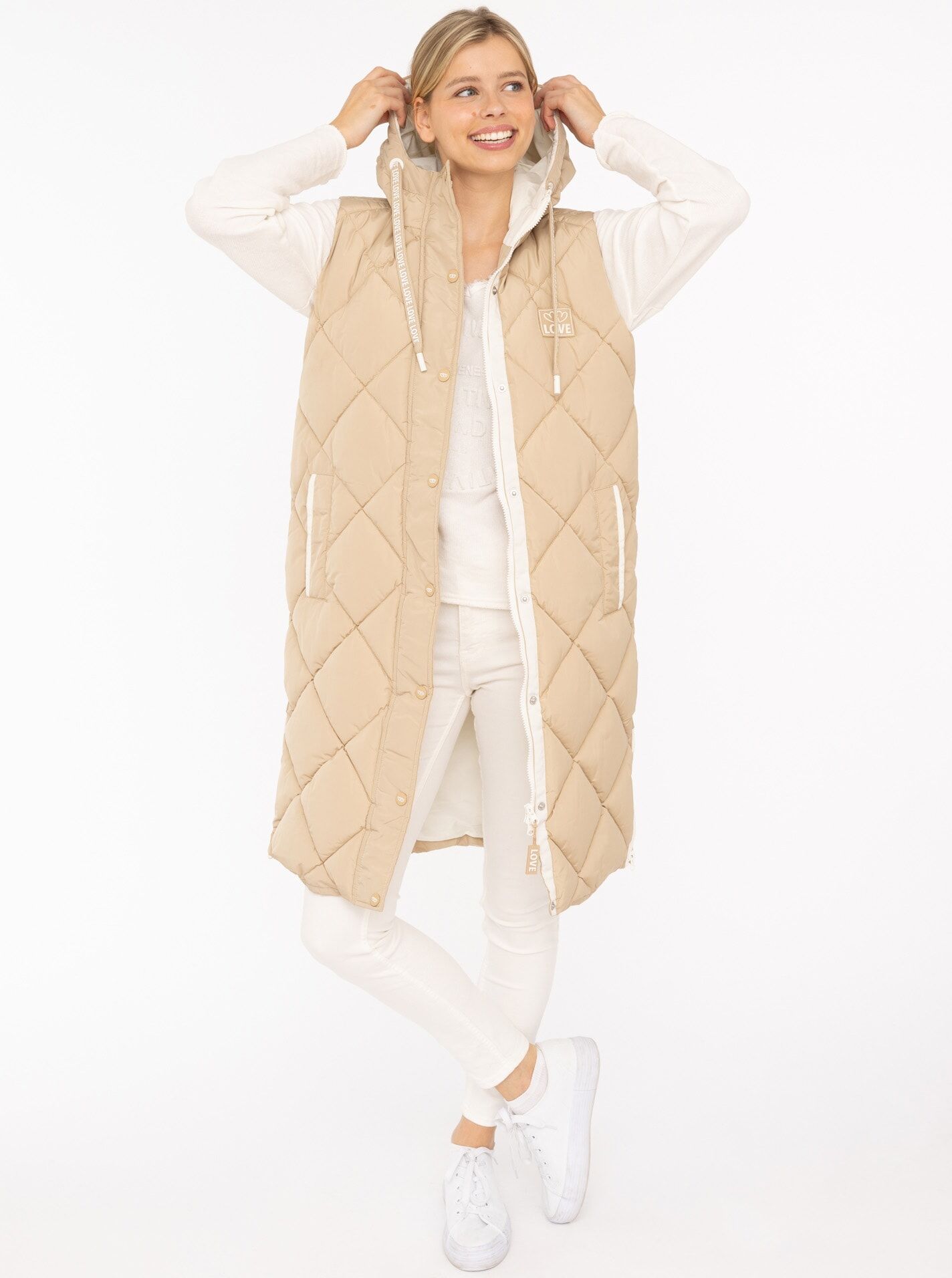Steppweste ZWILLINGSHERZ "Love Print", Damen, Gr. XL, beige, Steppware, Obermaterial: 100% Polyester, Basic knielang, ohne Ausschnitt, Westen Steppweste, modisch, Doppelzipper, Druckknöpfe, knielang, Kapuze