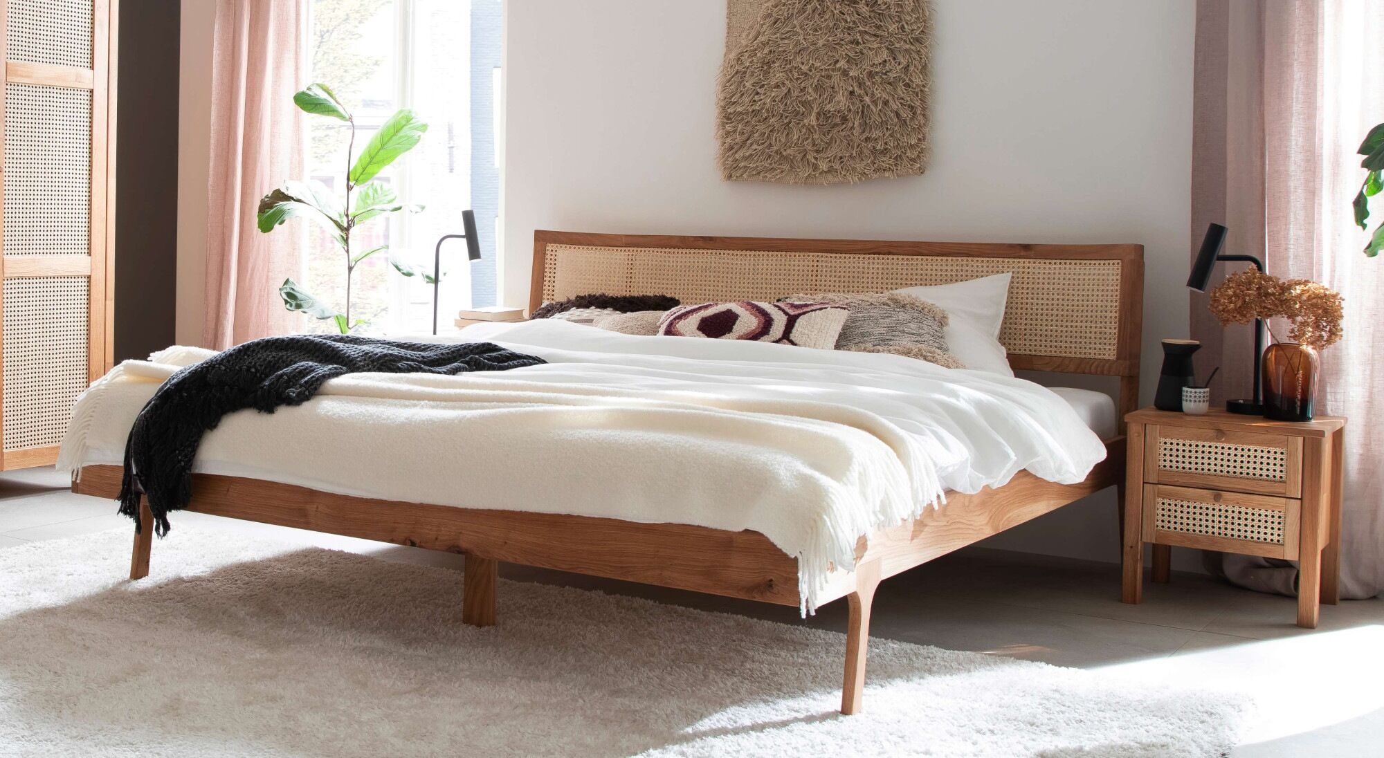 Massivholzbett GOODPRODUCT "Hällevik, Kopfteil höhenverstellbar, Eiche massiv, mit Wiener Geflecht", braun (eiche natur), B:180cm H:94cm L:210cm, Betten, Massivholzbett, skandinavischer Stil, Made in EU, FSC-zertifiziert, sehr stabil eiche natur Liegefläc