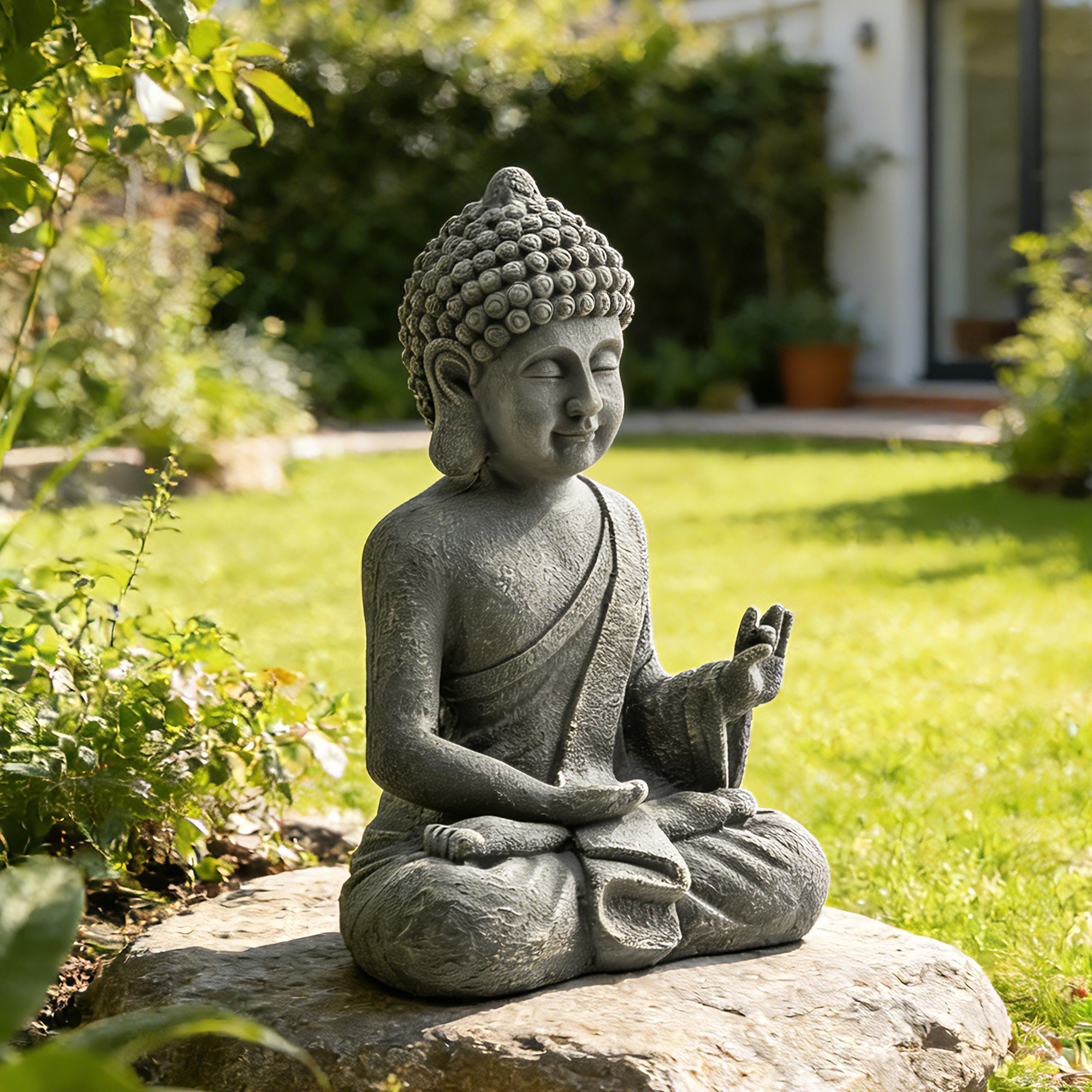 Outsunny Statua da Giardino, Scultura di Buddha Seduto in Ossido di Magnesio, Decorazione Spirituale 32 x 23 x 51 cm, Grigio Scuro   Aosom Italy