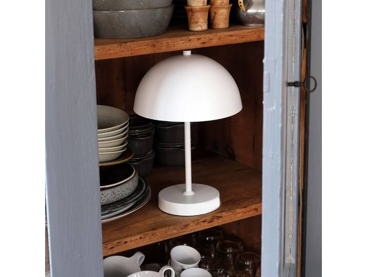 LED-Akku-Tischlampe Stockholm Portable, weiß - Dyberg Larsen - Wohnzimmer - Skandinavisch - Metall - Mit Schirm