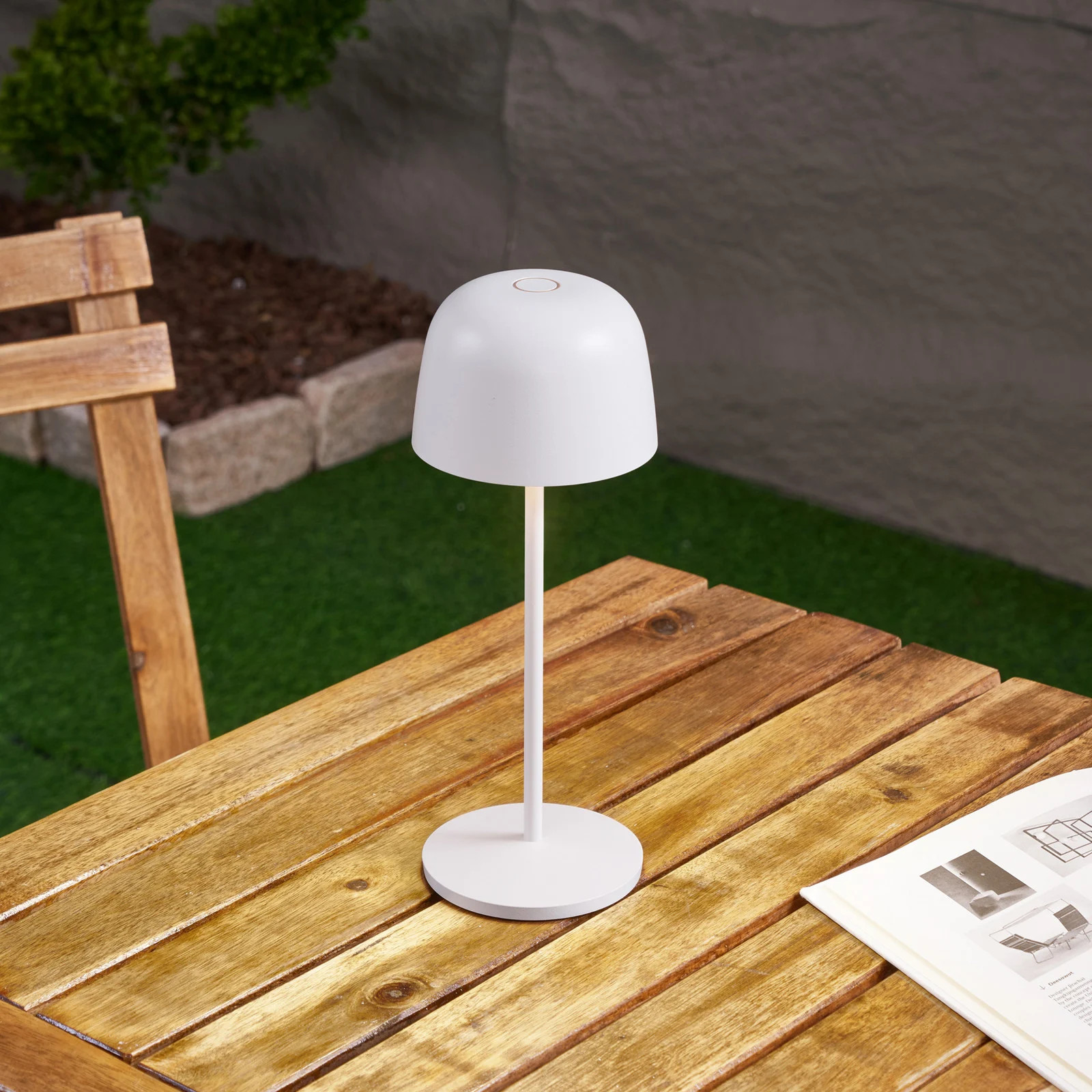 Lindby Arietty LED tafellamp, wit, dimbaar, IP65, aluminium, hoogte: 27 cm