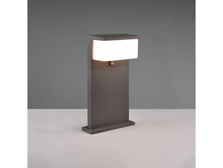 Trio Lighting LED-Sockelleuchte Nestos mit Bewegungssensor, IP54, schwarz, Aluminium, Modern