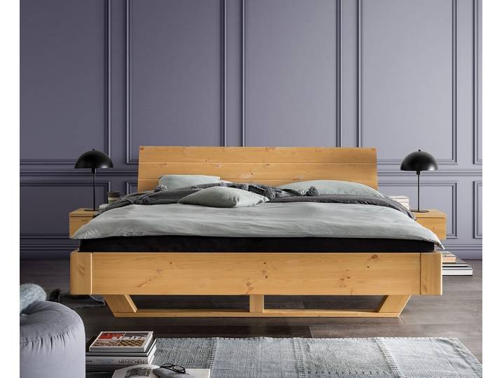 Doppelbett 'Carina' 200x200cm Kiefer gebeizt & geölt