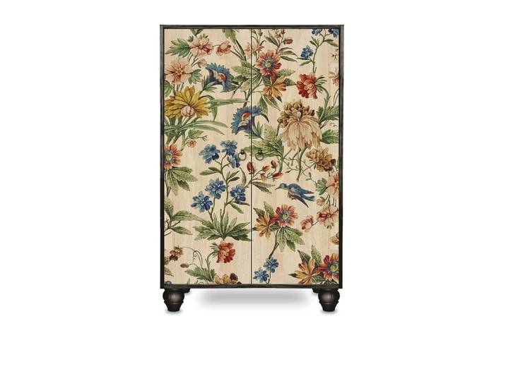 Buffet armoire en MDF imprimé floral sur fond noir.