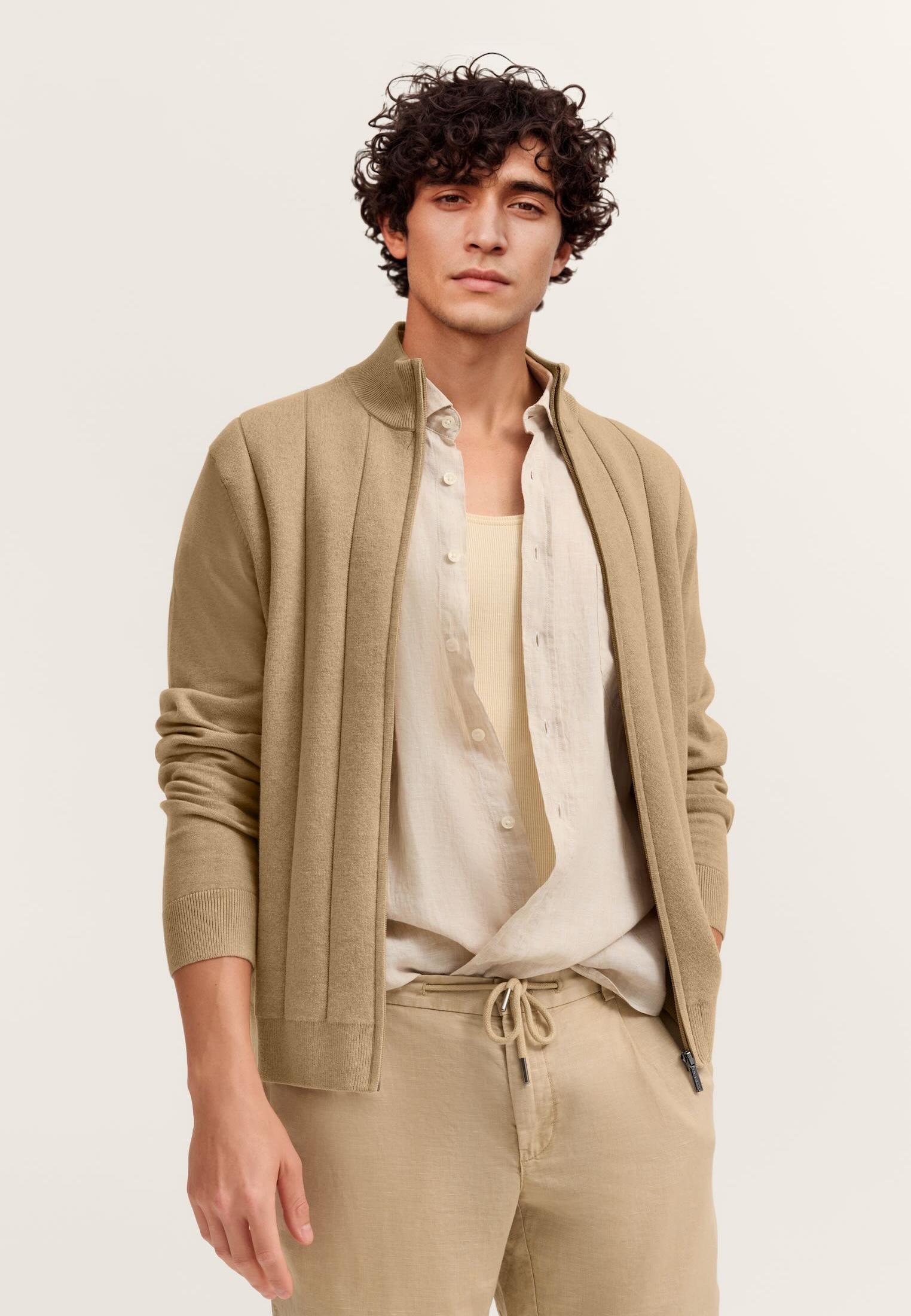 Bugatti Herren Strickjacke mit Streifen in 3D-Optik
