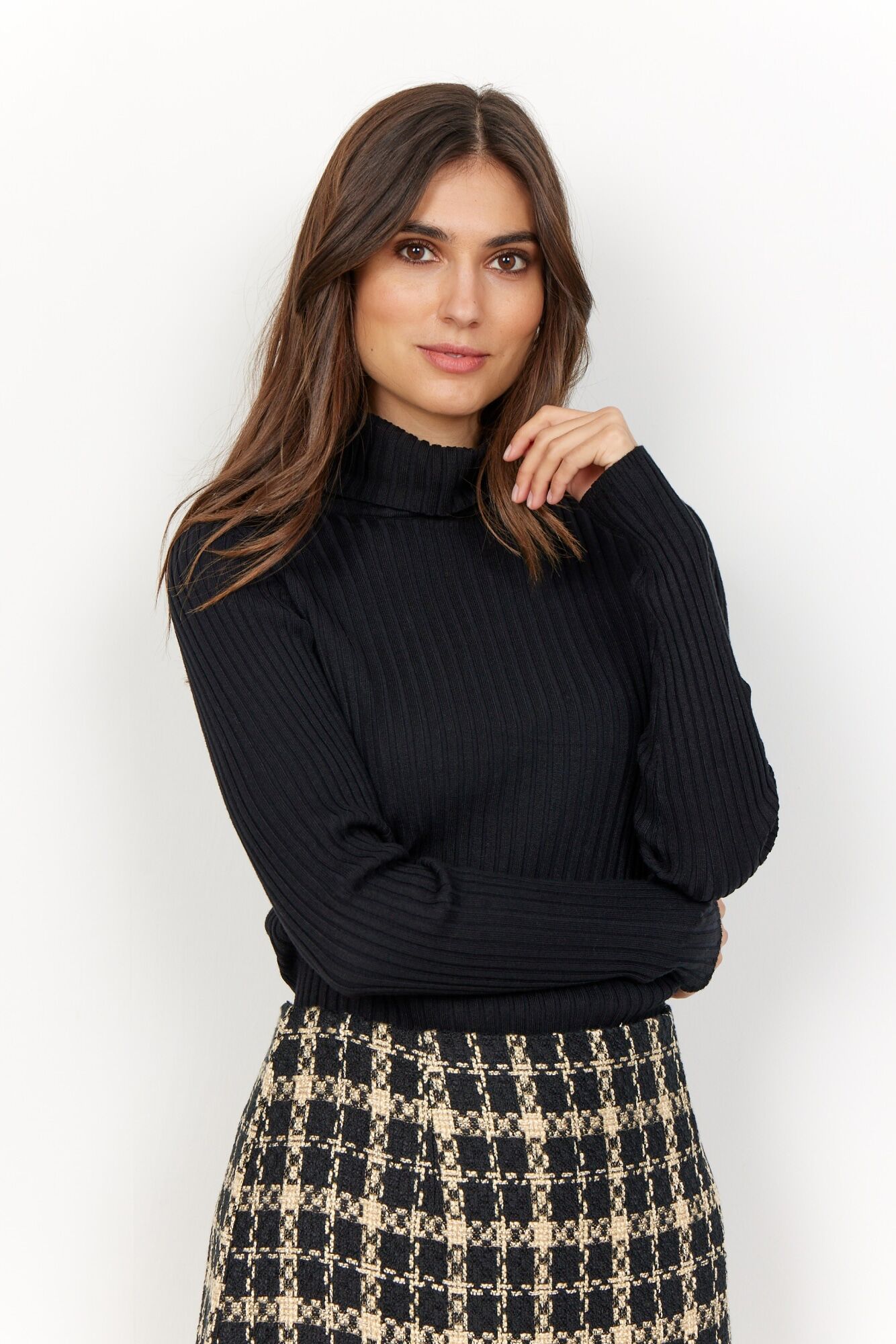 Rollkragenpullover SOYACONCEPT "SC-DOLLIE 483", Damen, Gr. XL, schwarz (9999 schwarz), Strick, Obermaterial: 75% Viskose, 25% Nylon, unifarben, figurbetont normal, Rundhals, Strickbündchen, Pullover Rollkragenpullover, Viskosemischung, Rippstrick, Rollkra