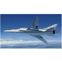 Trumpeter Tu-22M2 Backfire B Strategic bomber