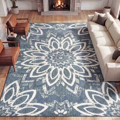 JONATHAN Y Flora Abstract Bold Mandala High-Low Indoor/Outdoor Rug