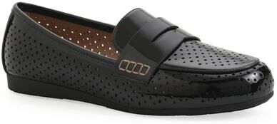 Women's Wallace Moc Loafer by White Mountain in Black Patent (Size 10 M)
