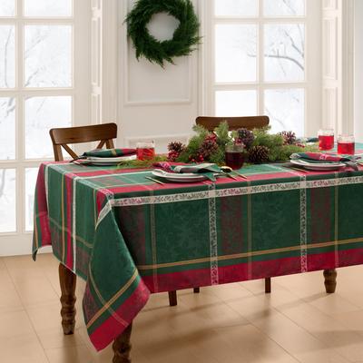 Threadmade Merry and Festive Jacquard Tablecloth