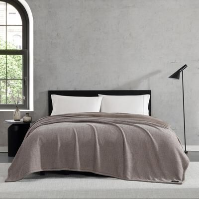 Vera Wang Chenille Jacquard Solid Reversible Blanket