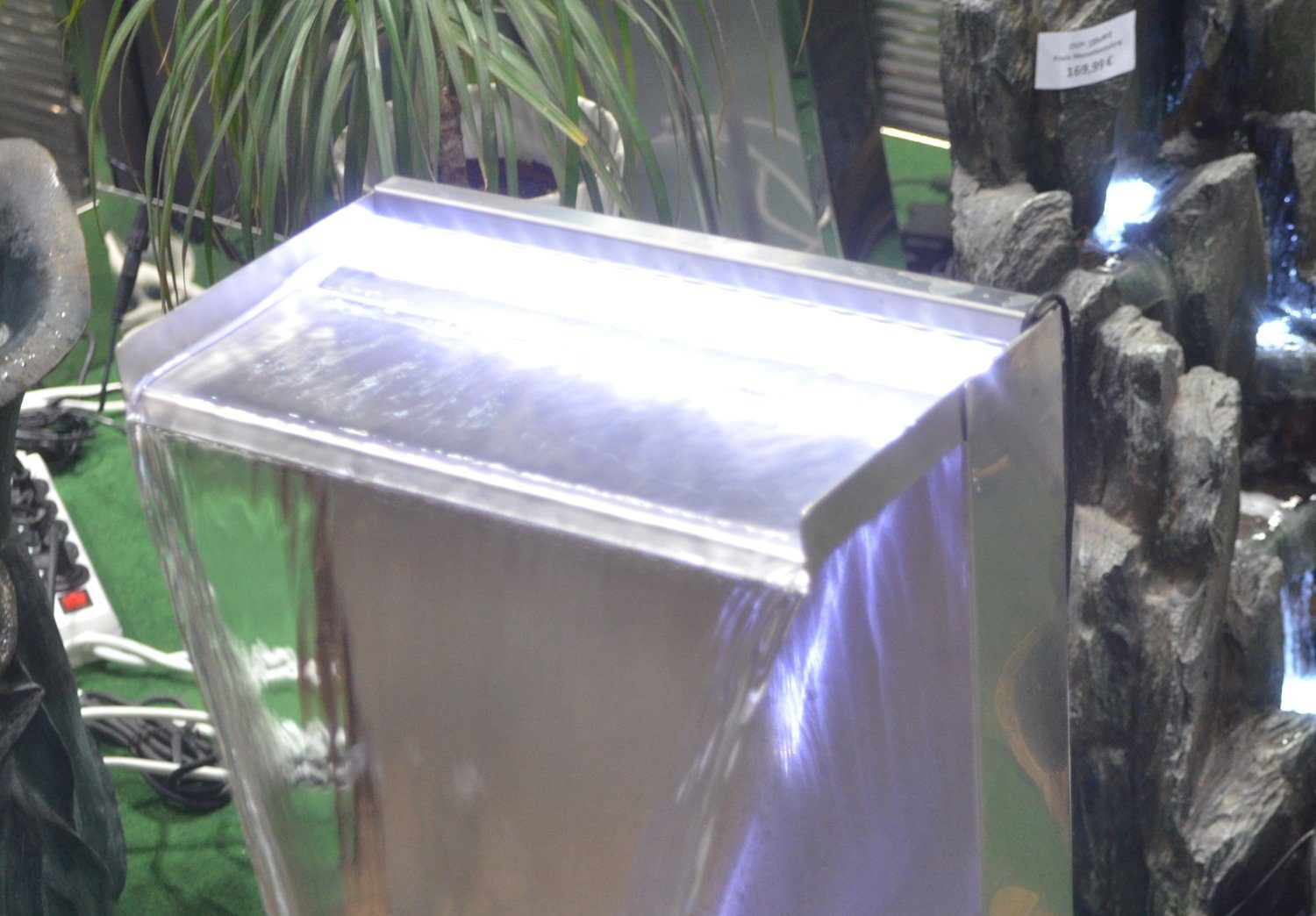 KÖHKO Wasserfall "KOBRA" aus Edelstahl 23006 Gartenbrunnen mit LED-Beleuchtung