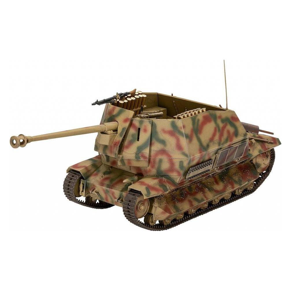 Revell Marder I on FCM 36 base (REV 03292)