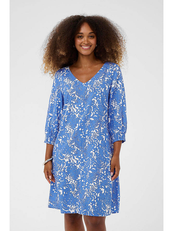 Cream Kleid in Hellblau - 40