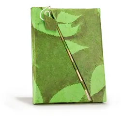 Lokta Bold Floral Bamboo Lock Notebook – Medium (15x12cm) – 45 Leaves – Moss Green