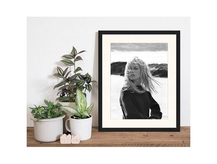 home24 Afbeelding Brigitte Bardot Frame: gelakt massief beukenhout Afdekking: plexiglas zwart 43 x 53cm