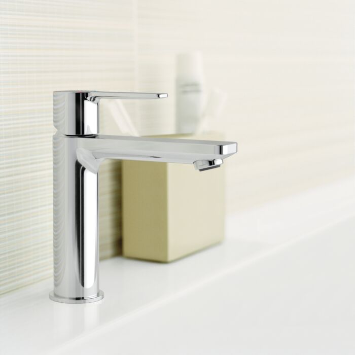 Grohe Lineare S-Size Waschtischarmatur 32114001 chrom, mit Ablaufgarnitur