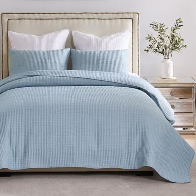 Greenland Home Fashions Cosmo Contemporary Matelassé Coverlet Set by Greenland Home Fashions in Chambray (Size KING)