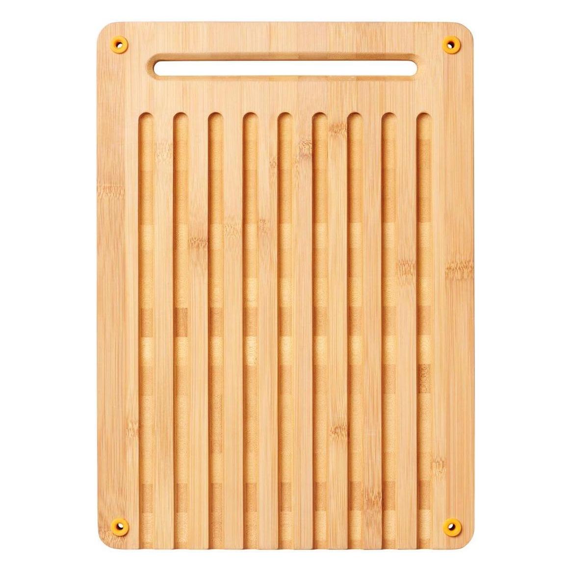 Fiskars Functional Form bamboo table for bread cutting (1059230)
