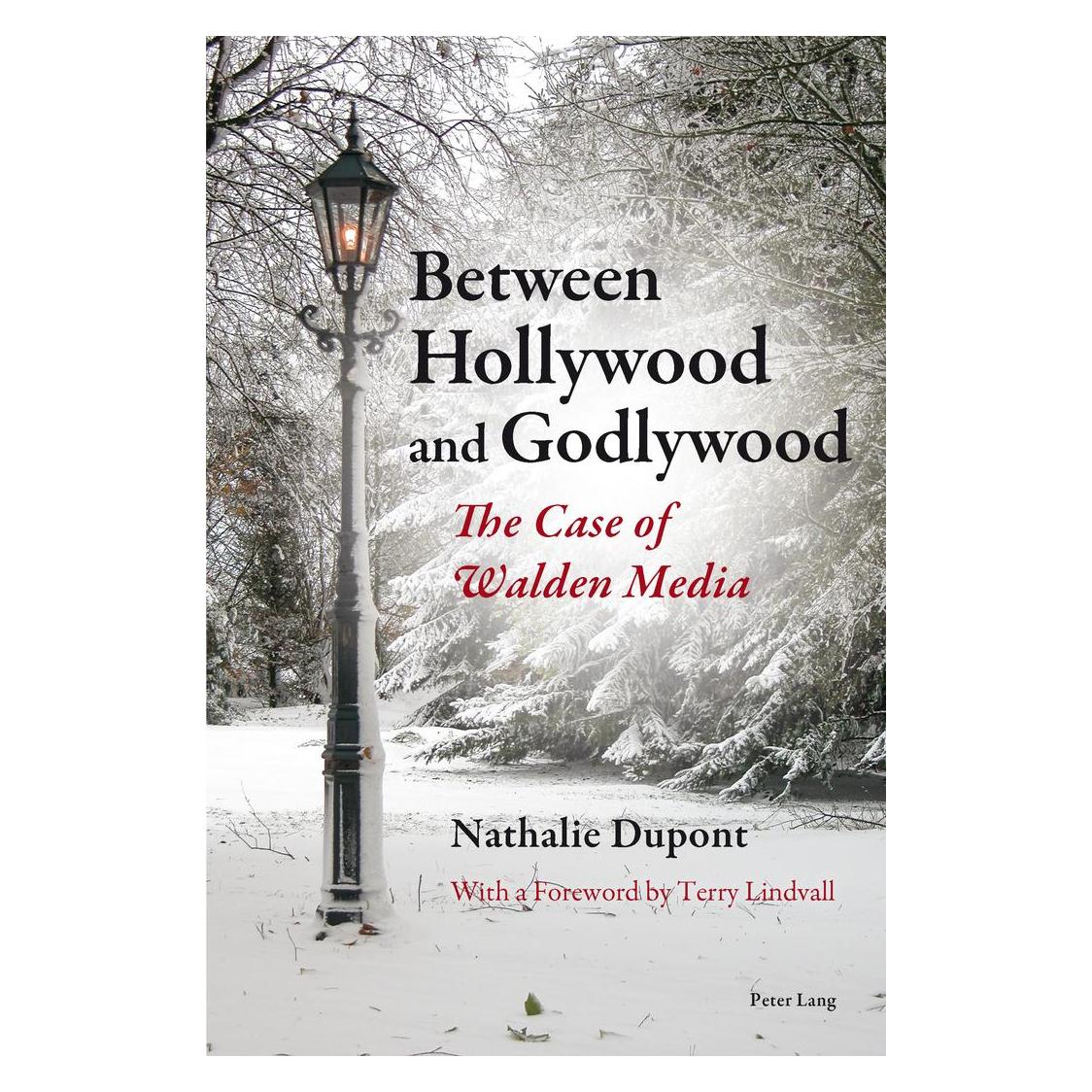 Peter Lang Between Hollywood and Godlywood (Englisch, Softcover, Nathalie Dupont) (56026446)