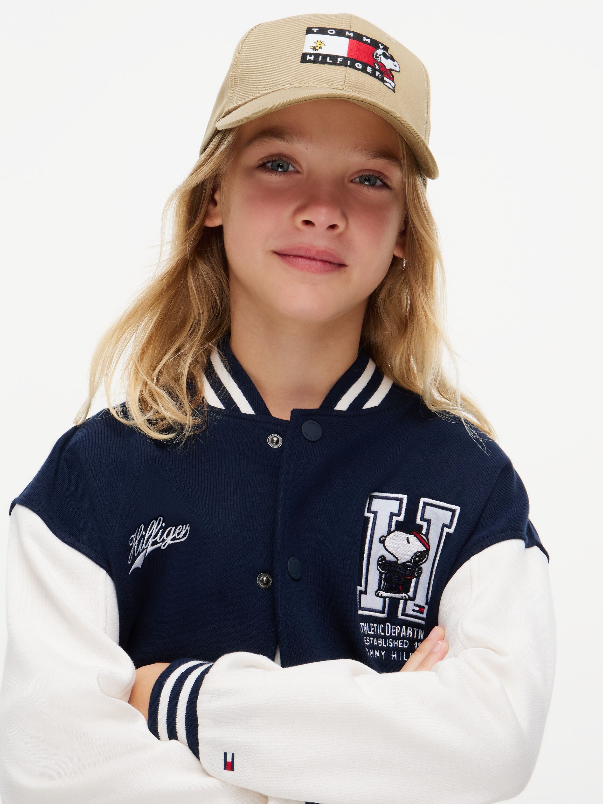 Baseball Cap TOMMY HILFIGER "PEANUTS FLAG LOGO CAP", Gr. S/M, beige (camel), Web, Baumwolle, unifarben, Caps Baseball Cap, Regular fit mit grössenverstellbarem Verschluss camel S/M